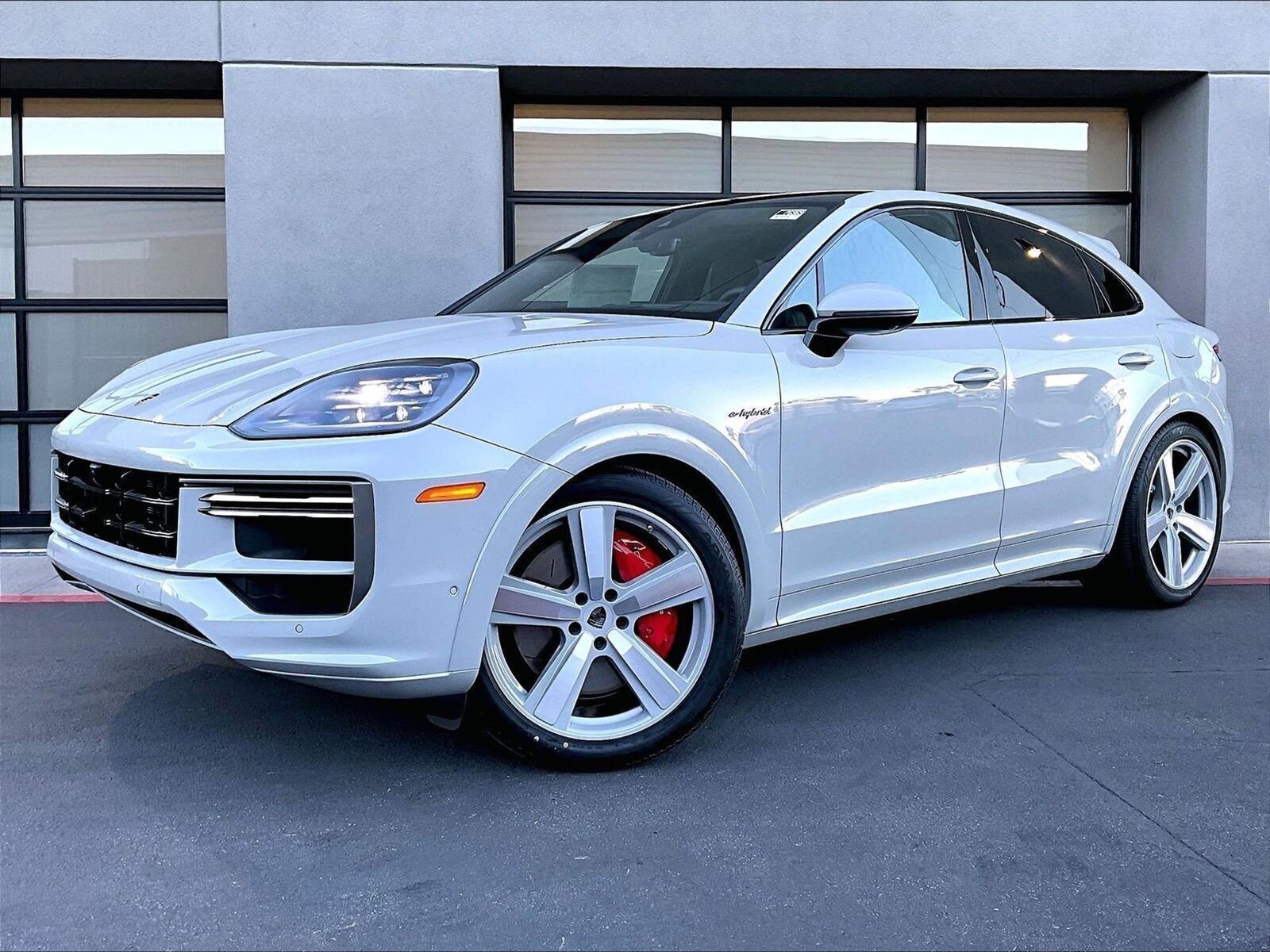 Certified 2026 Porsche Cayenne Turbo image 1