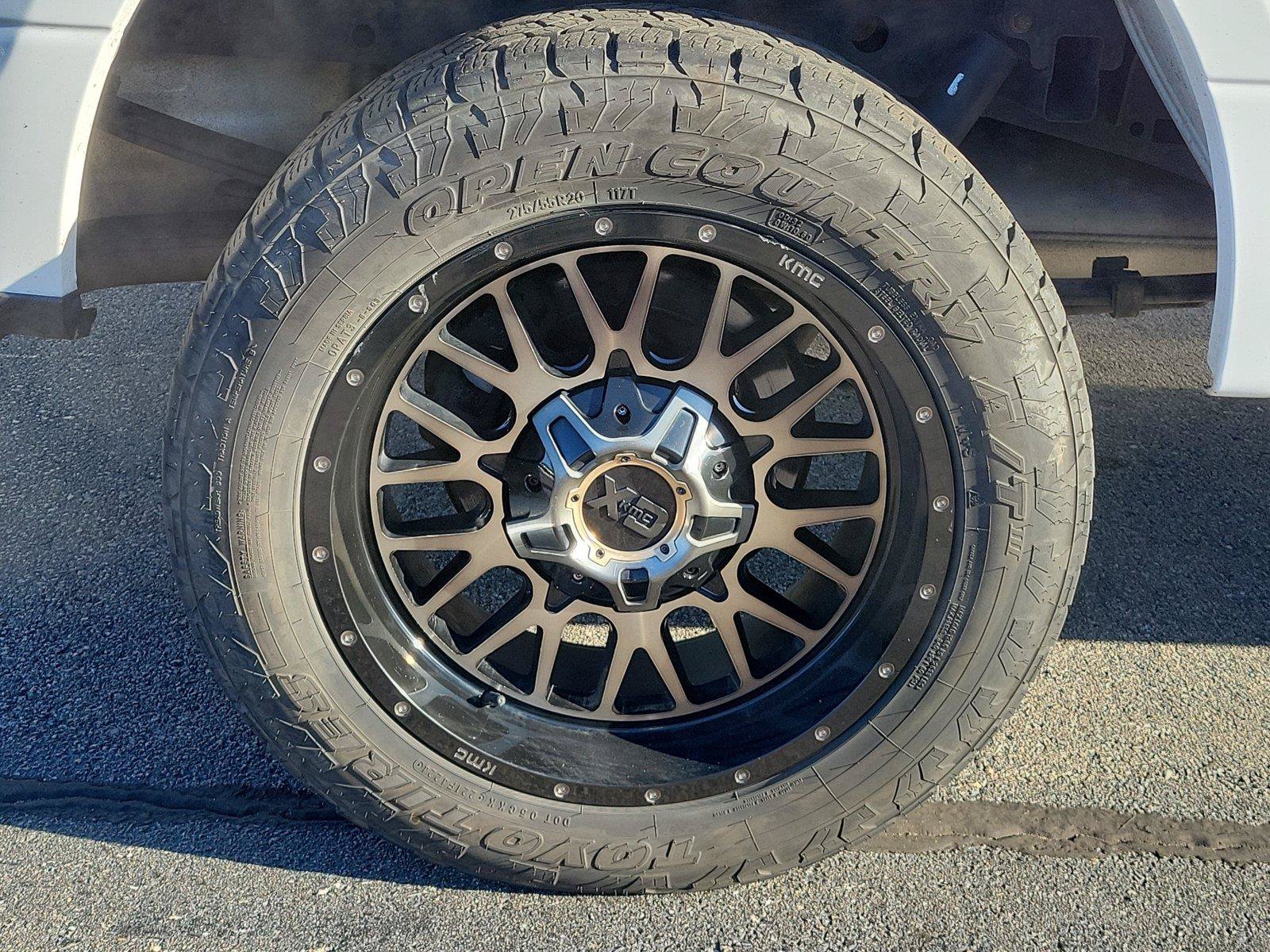Used 2015 Ford F150 XLT AWD/4WD image 5