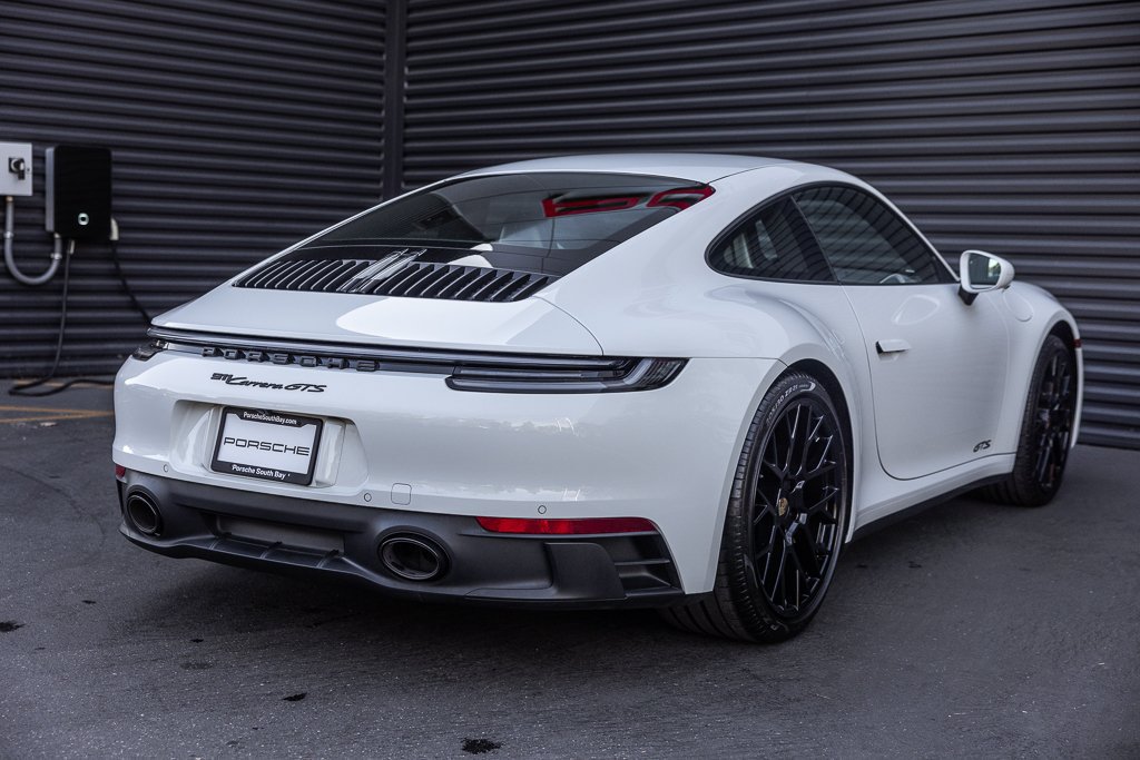 Certified 2024 Porsche 911 Carrera GTS RWD image 9