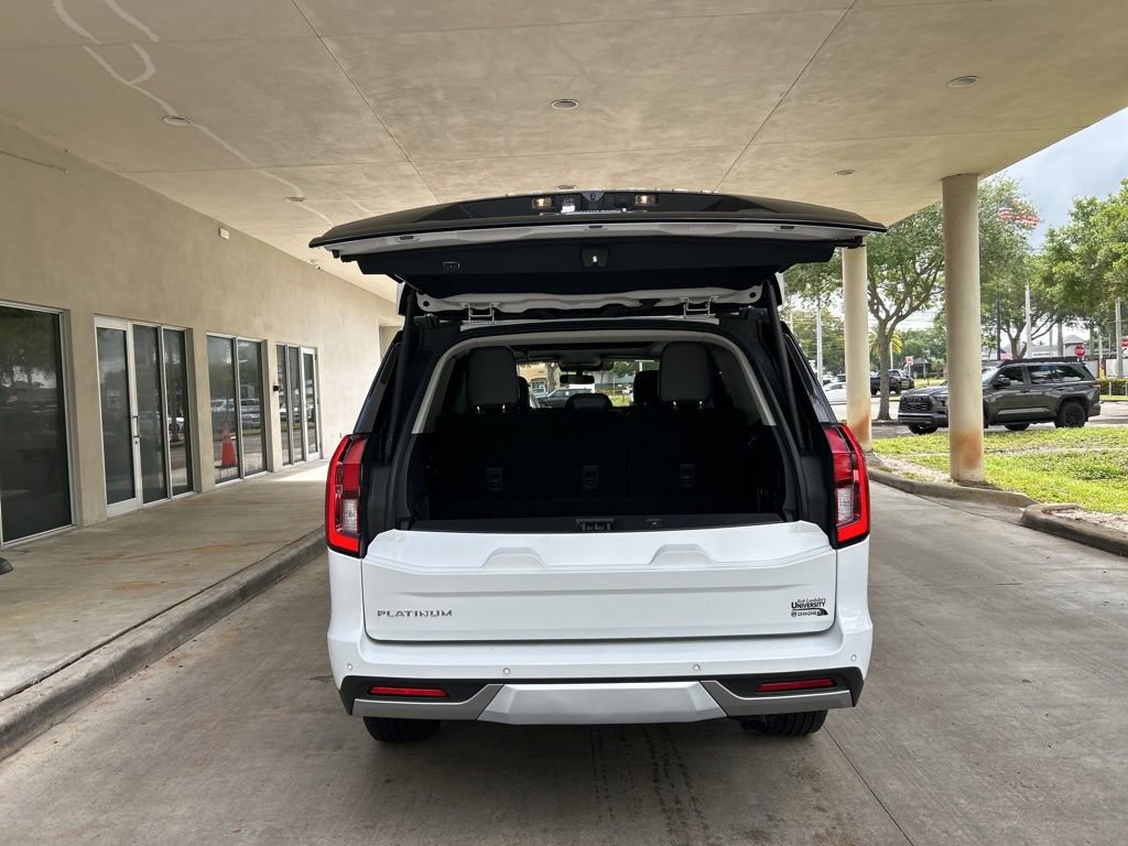 Used 2025 Ford Expedition Platinum image 44