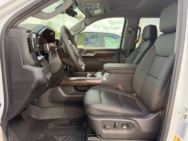 New 2026 Chevrolet Silverado 3500 LT w/ Trail Boss Package AWD/4WD image 11