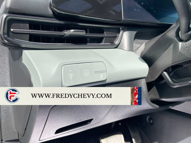 Used 2025 Hyundai Elantra Limited FWD image 30
