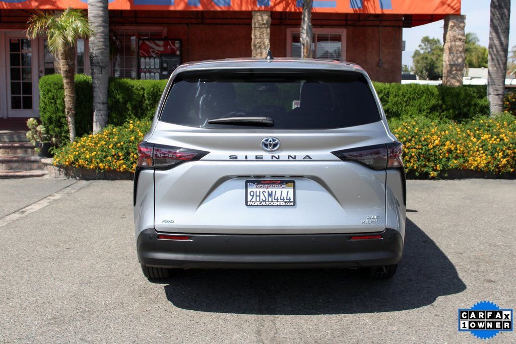 Used 2023 Toyota Sienna XLE AWD/4WD image 8
