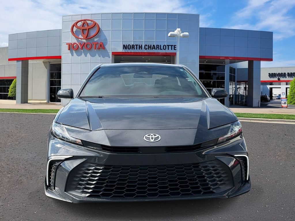 Used 2026 Toyota Camry SE FWD image 3