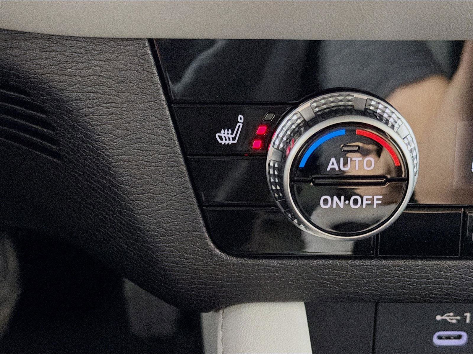New 2026 Mitsubishi Outlander SE AWD/4WD image 22