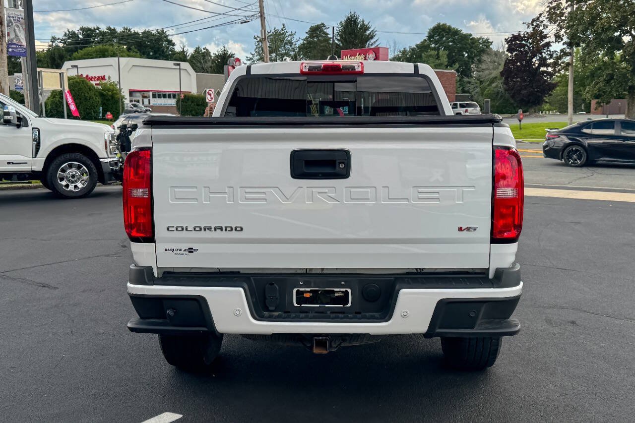 Used 2022 Chevrolet Colorado Z71 AWD/4WD image 5