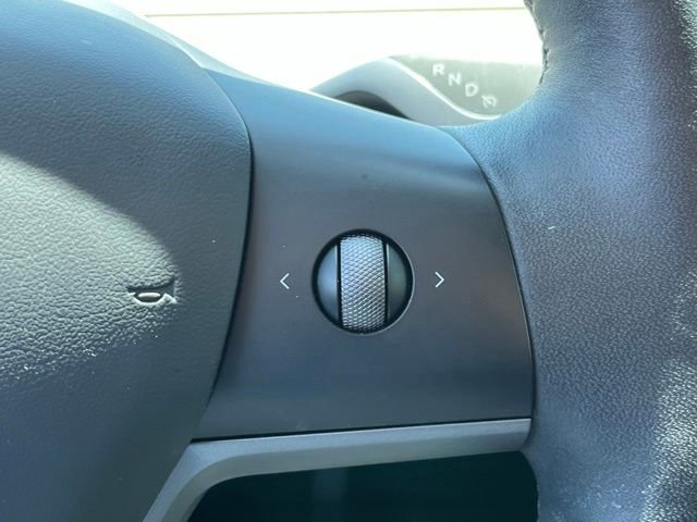 Used 2023 Tesla Model Y AWD image 16