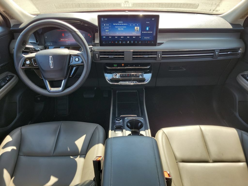 Used 2023 Lincoln Corsair FWD image 11