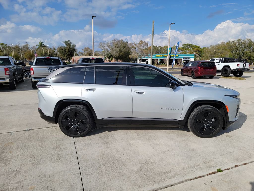 Used 2025 Jeep Wagoneer S Launch Edition image 6