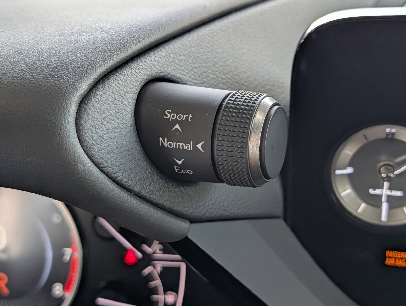 Used 2023 Lexus ES 350 Ultra Luxury w/ Accessory Package (Z2) image 23