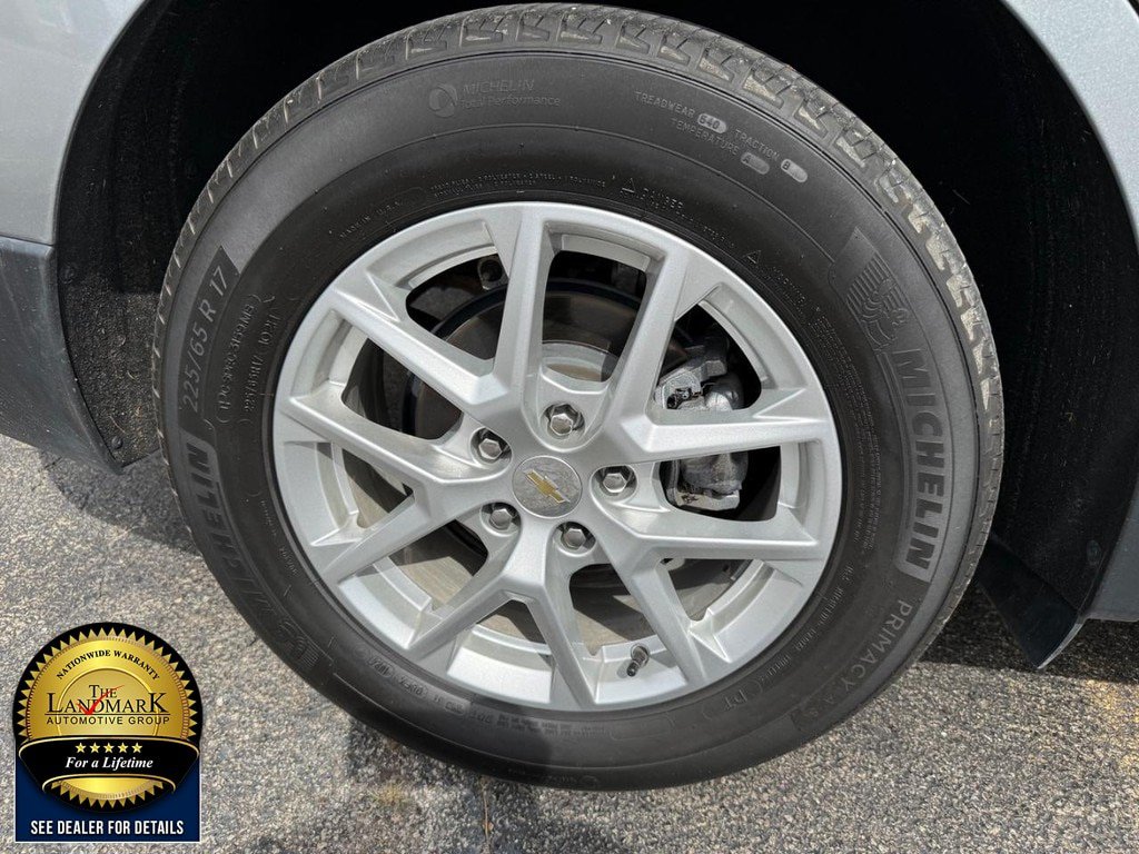 Used 2024 Chevrolet Equinox LT FWD image 20