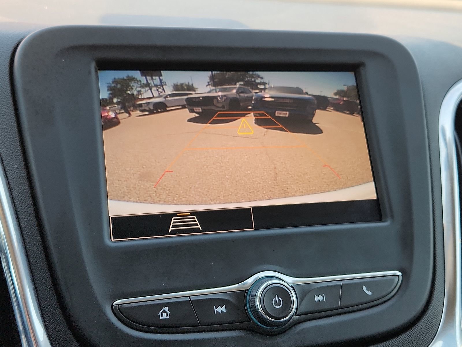 Used 2023 Chevrolet Equinox LT FWD image 17