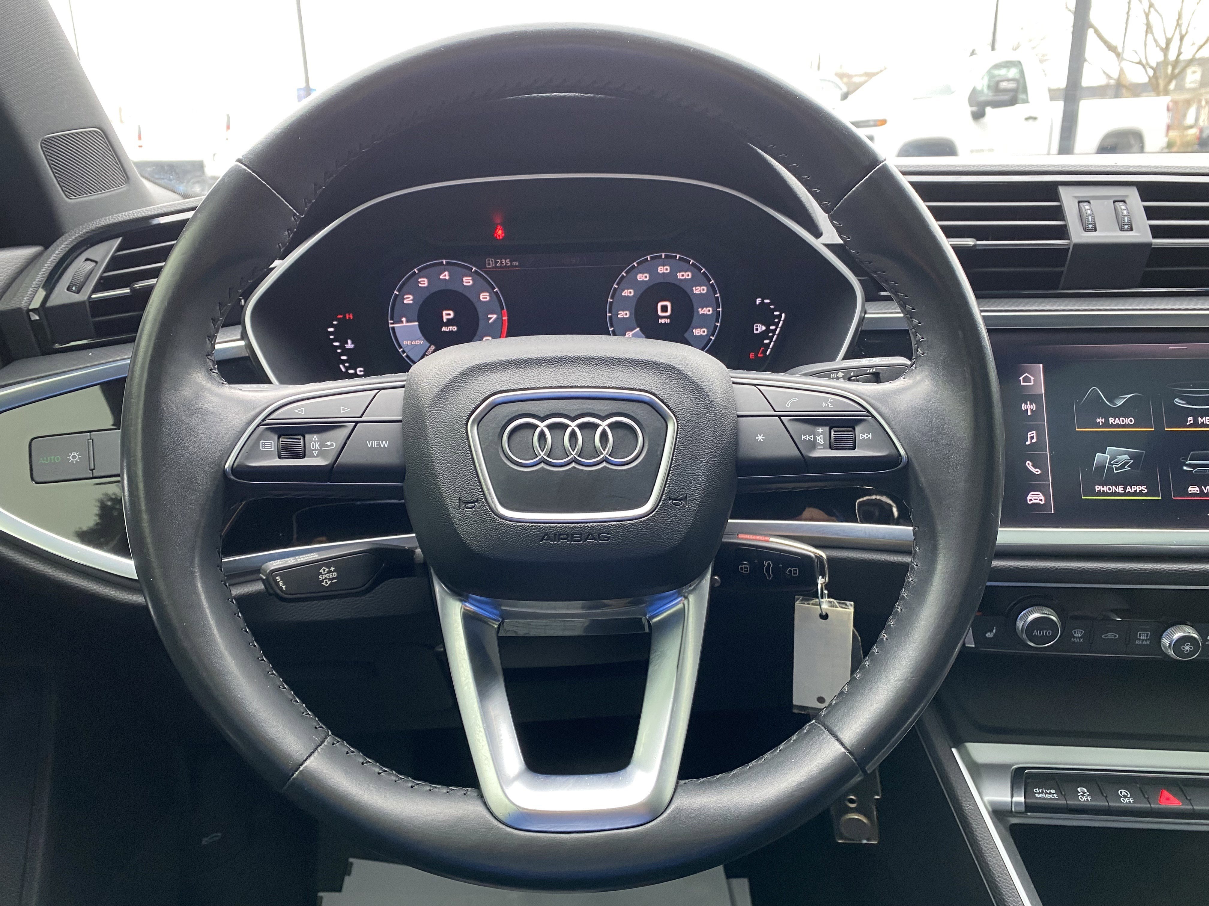 Used 2020 Audi Q3 2.0T Premium image 18