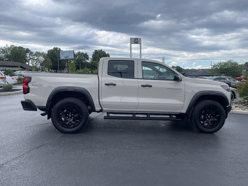 Used 2026 Chevrolet Colorado Trail Boss AWD/4WD image 4