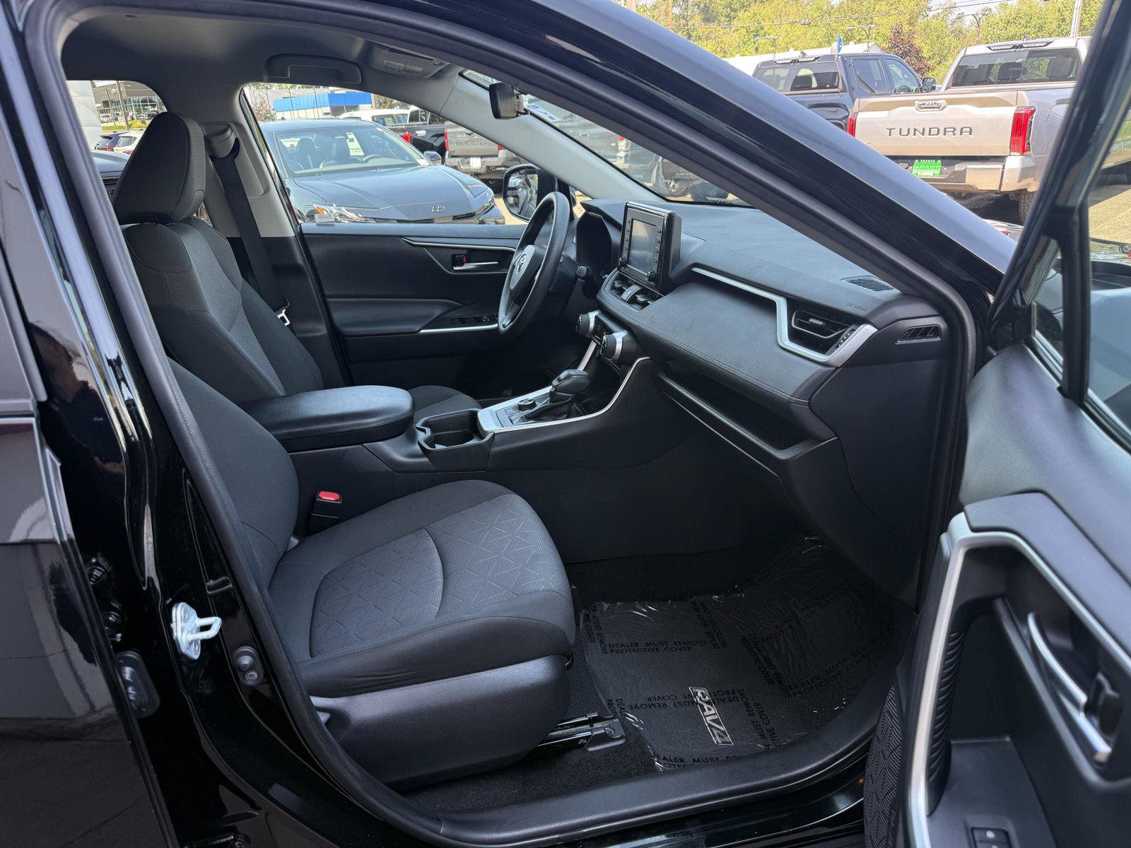 Certified 2021 Toyota RAV4 XLE w/ Carpet Mat Package (TMS) AWD/4WD image 26
