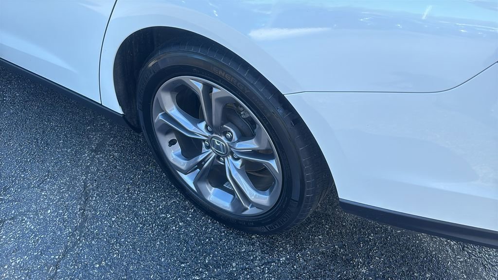 Certified 2024 Honda Accord EX image 9