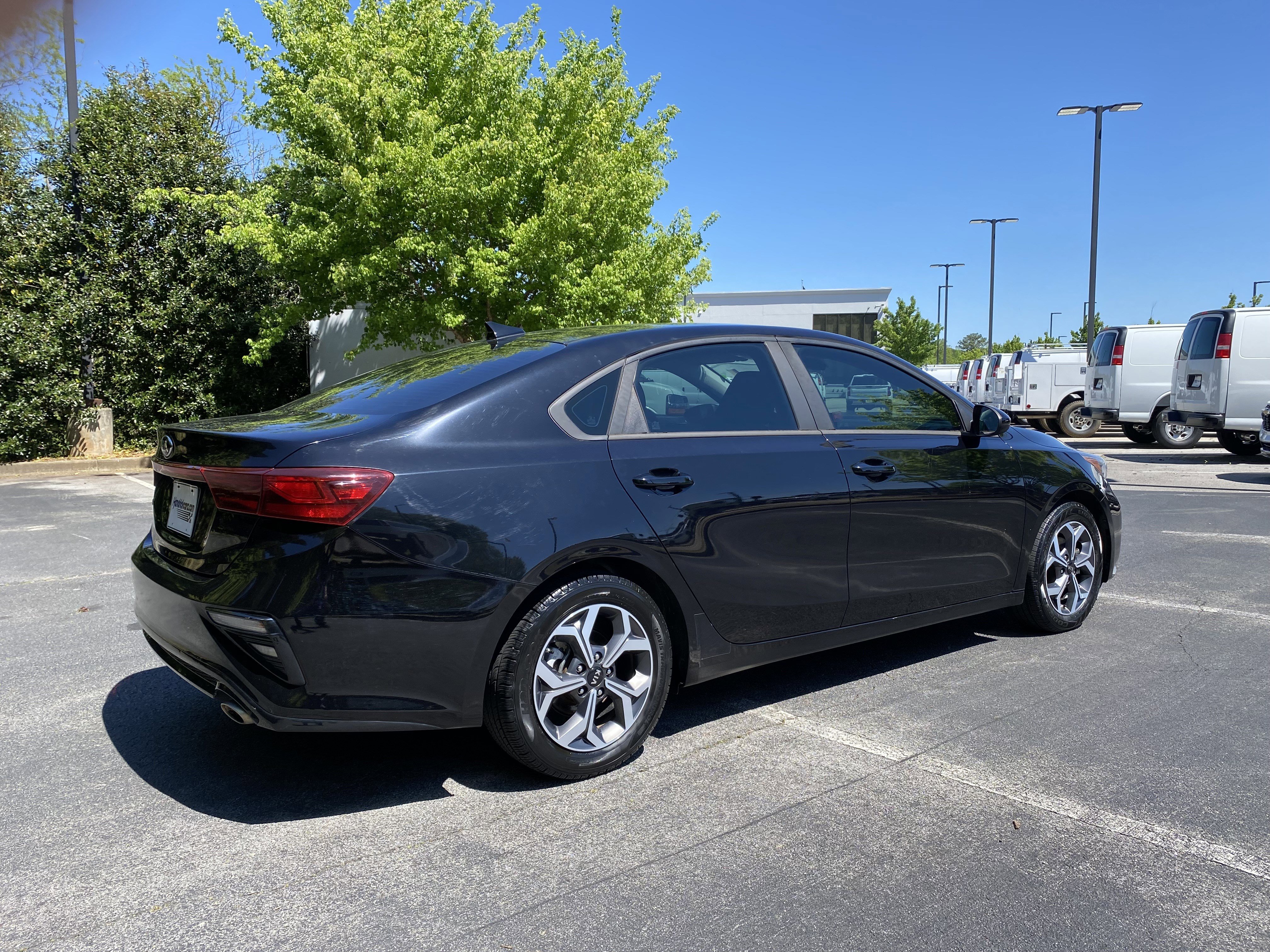 Used 2019 Kia Forte LXS image 9