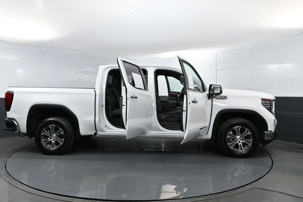 Used 2026 GMC Sierra 1500 SLT RWD image 27