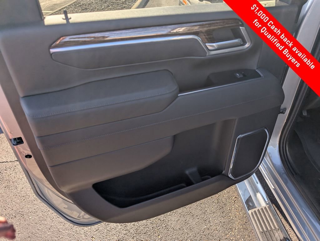 New 2026 GMC Sierra 2500 SLE w/ SLE Value Package; image 10