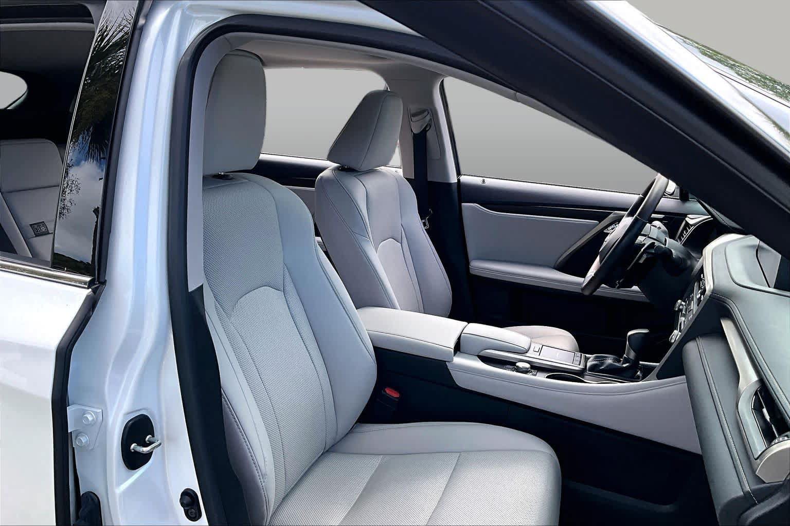 Used 2022 Lexus RX 350 FWD w/ Premium Package image 9