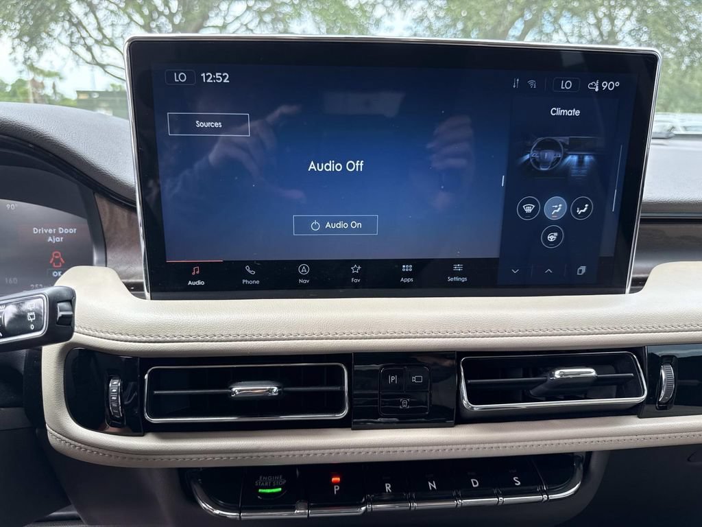 Certified 2023 Lincoln Nautilus Reserve AWD/4WD image 23