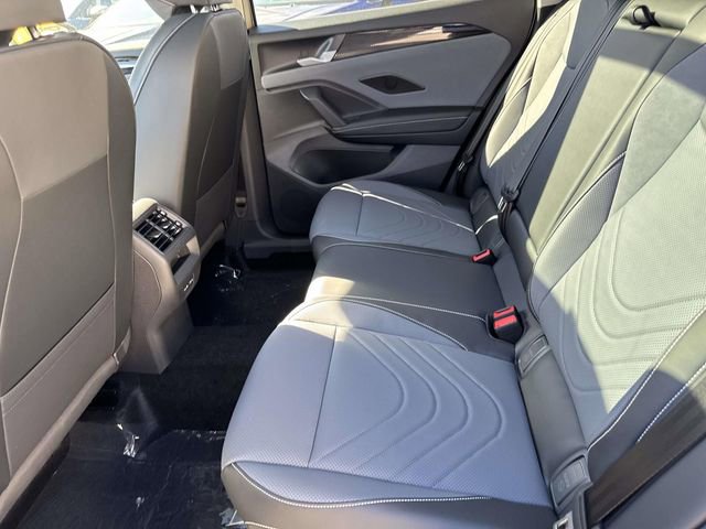 New 2026 Volkswagen Tiguan SE FWD image 11