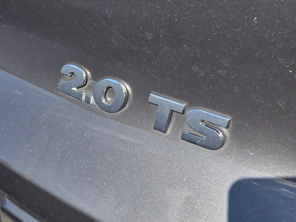 Used 2014 Volkswagen Tiguan S FWD image 10