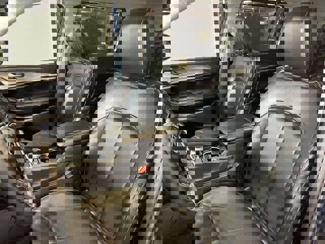 Used 2024 Jeep Grand Cherokee L Limited w/ Luxury Tech Group II image 9