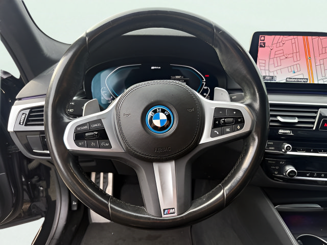 Used 2023 BMW 530e w/ M Sport Package RWD image 13