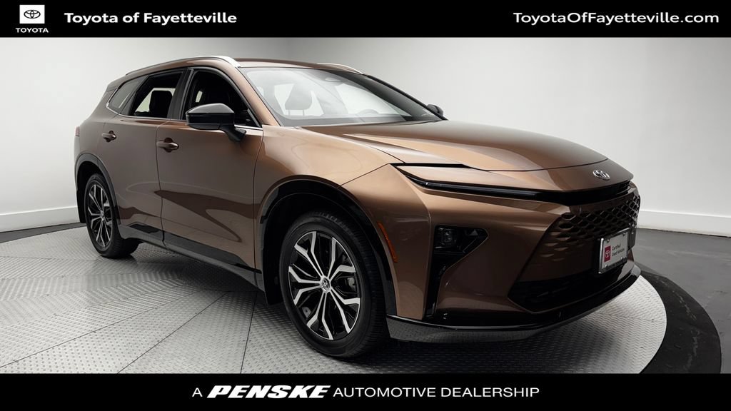 Certified 2025 Toyota Crown Signia AWD/4WD image 40