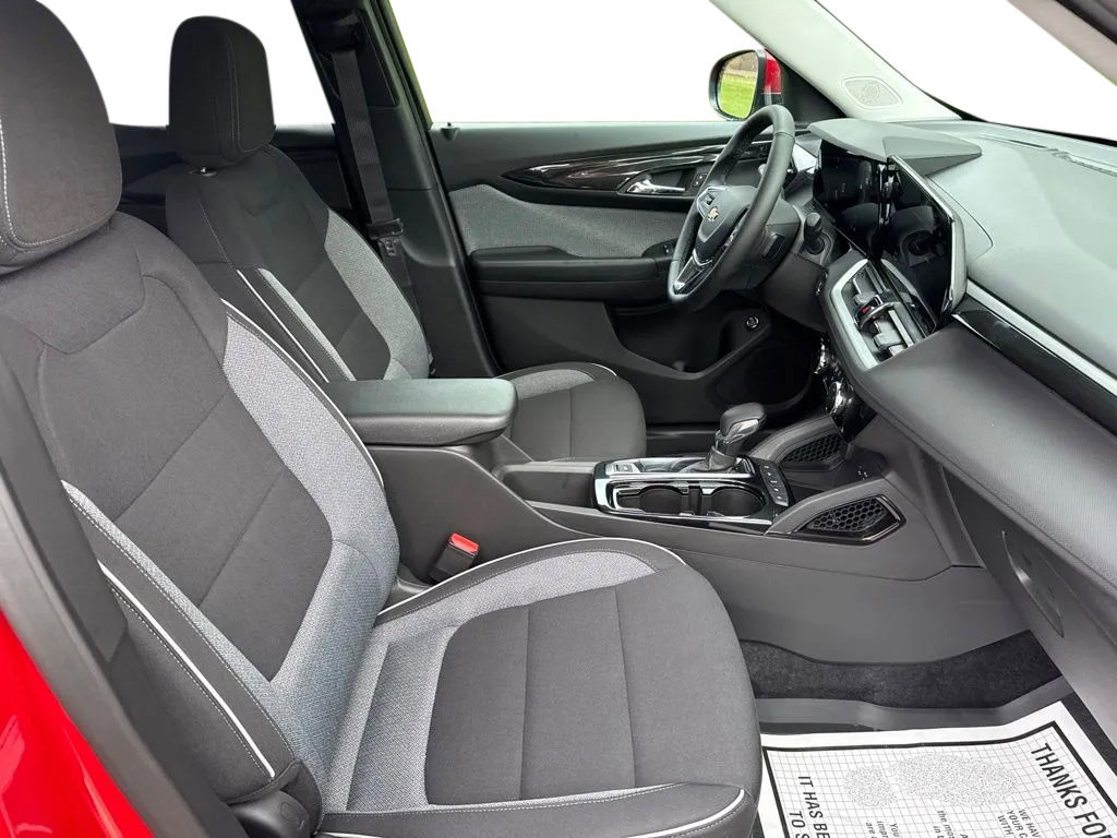 New 2026 Chevrolet TrailBlazer LT w/ Convenience Package FWD image 14