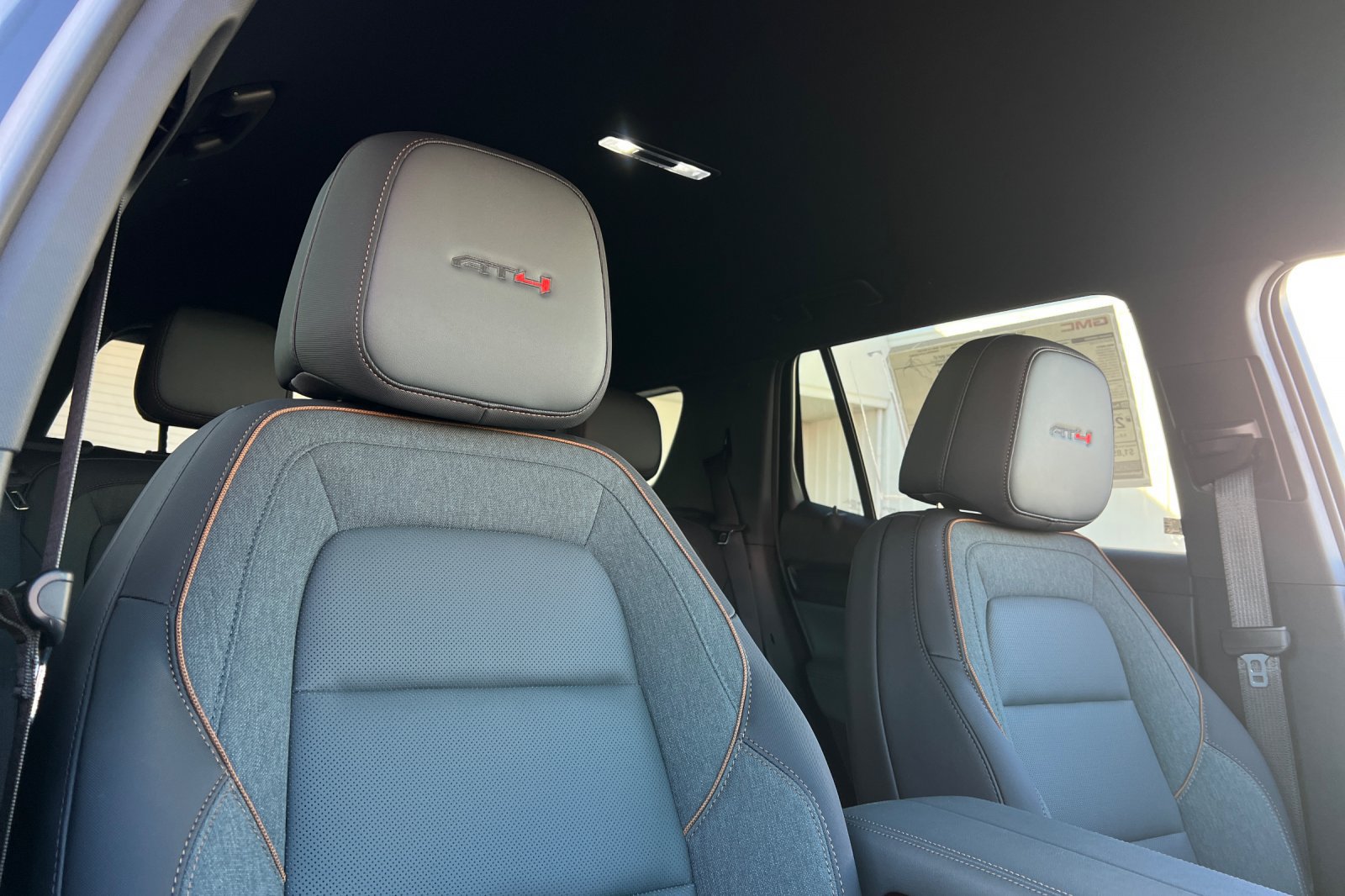 New 2027 GMC Terrain AT4 w/ Technology Package II AWD/4WD image 18
