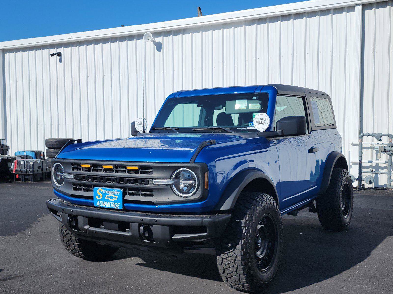 Used 2022 Ford Bronco 2-Door AWD/4WD image 1
