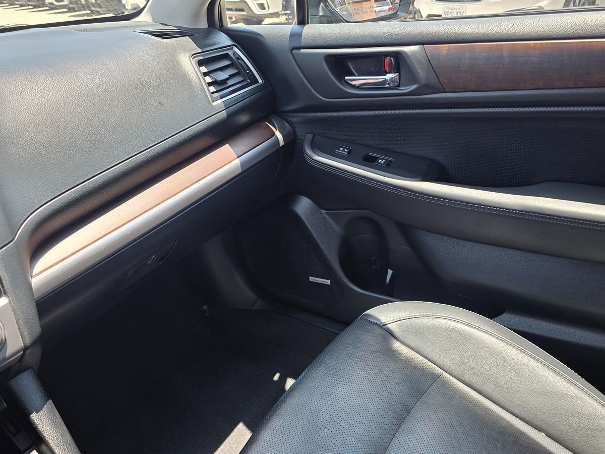 Used 2015 Subaru Outback 2.5i Limited AWD/4WD image 38