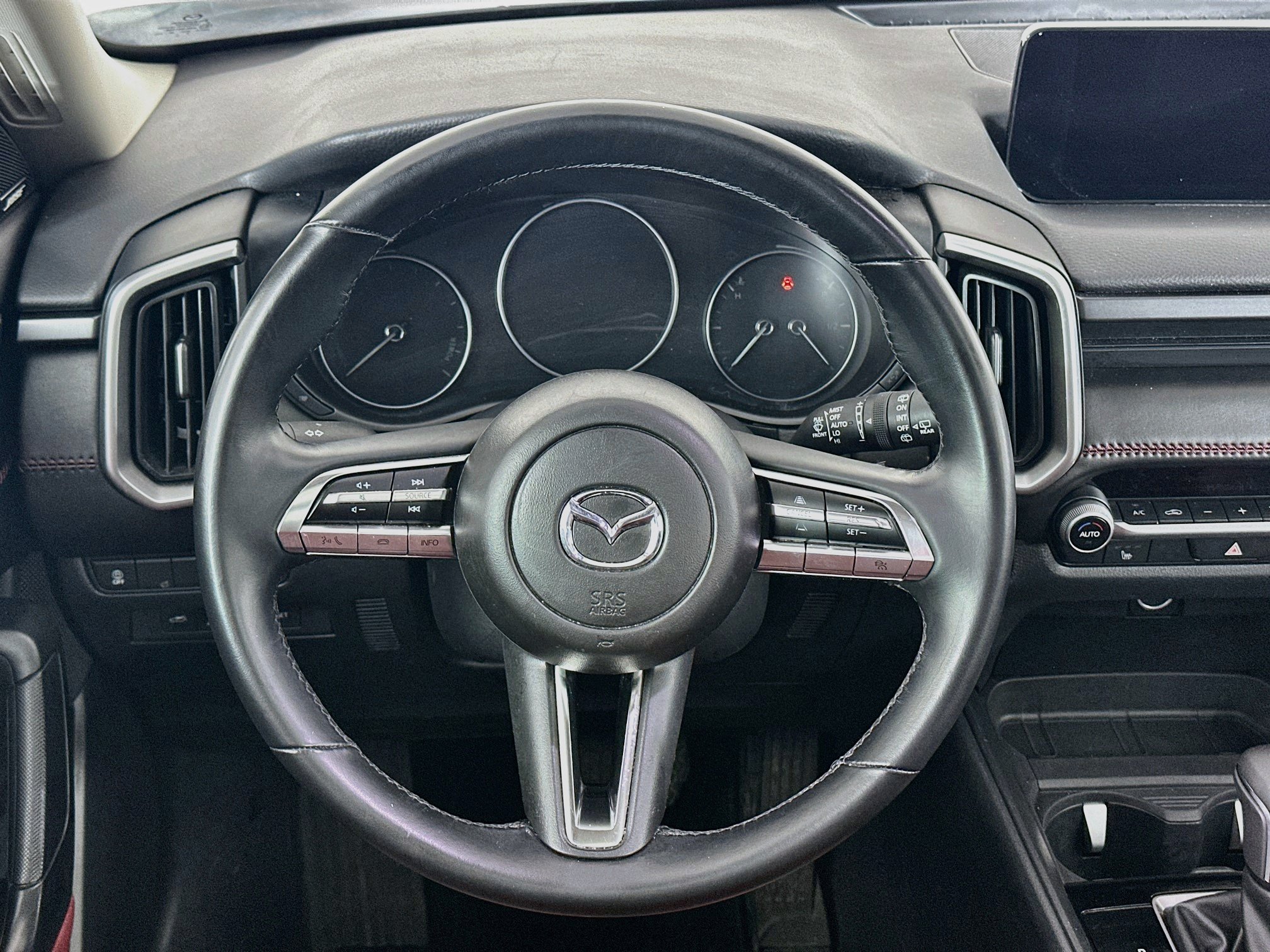 Used 2025 MAZDA CX-50 AWD 2.5 Hybrid w/ Premium Pkg image 18