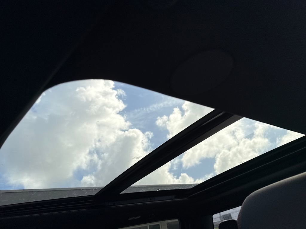 New 2025 Ford F150 Lariat w/ Equipment Group 502A High image 10