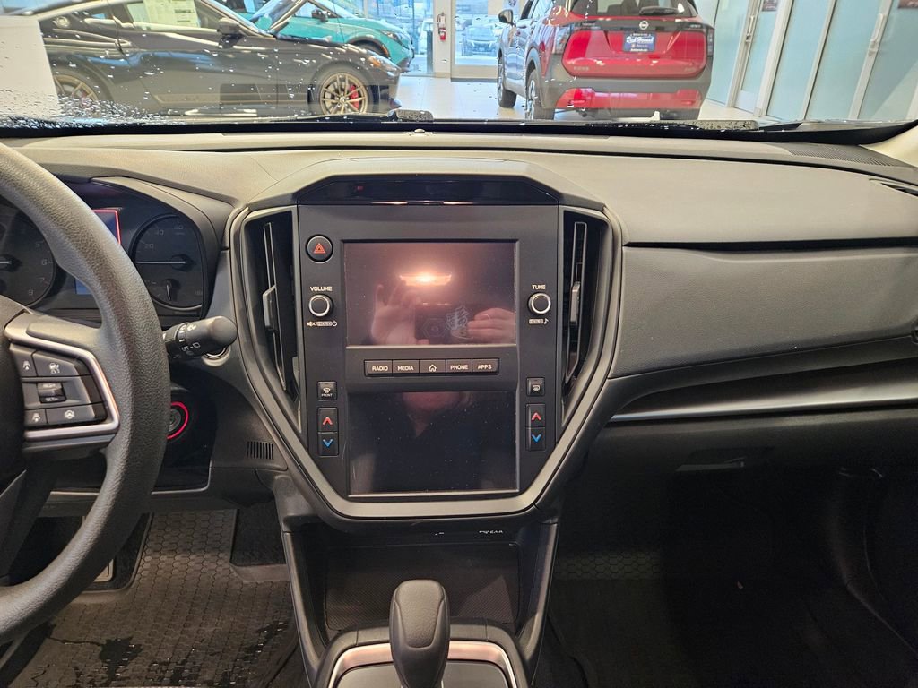 Used 2024 Subaru Impreza 2.0i AWD/4WD image 18