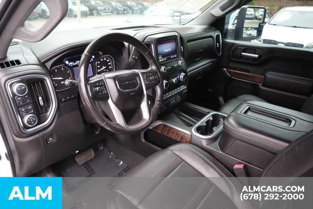 Used 2021 GMC Sierra 3500 Denali w/ Denali Ultimate Package image 9