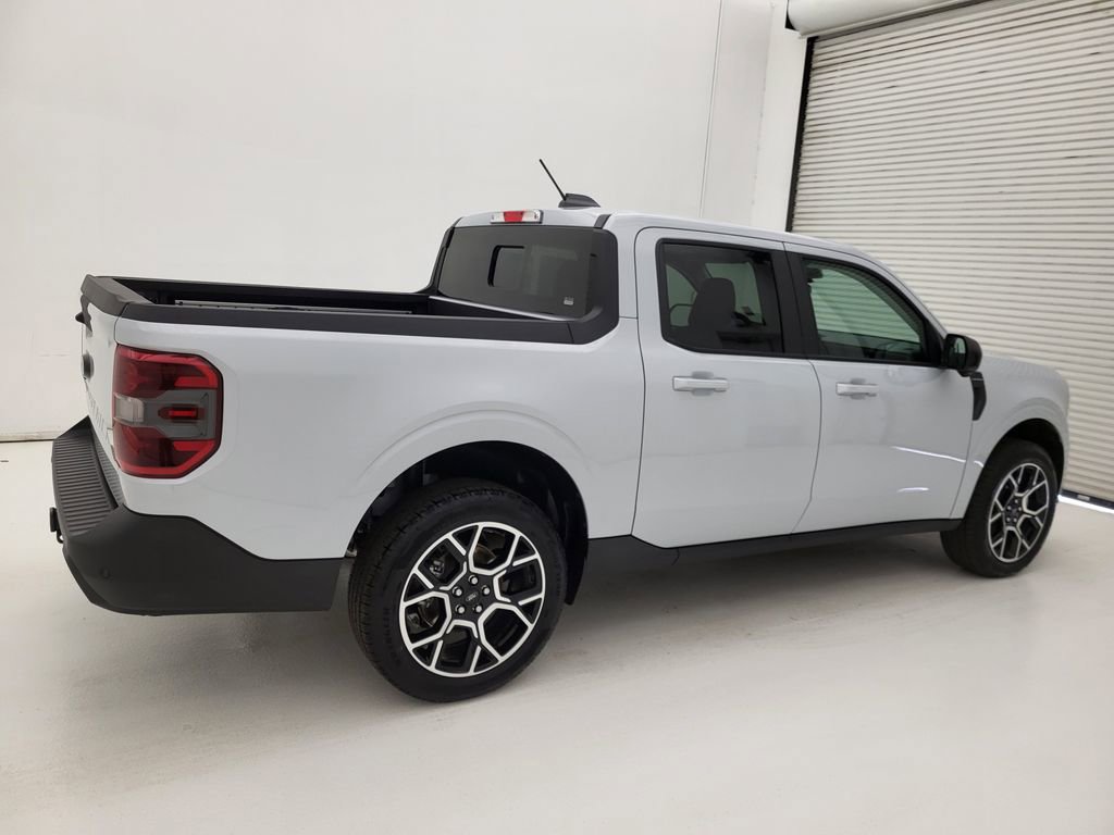 Used 2025 Ford Maverick Lariat w/ 4K Tow Package image 19