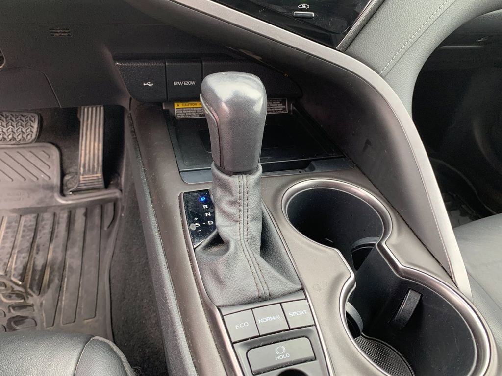 Used 2021 Toyota Camry XSE image 26