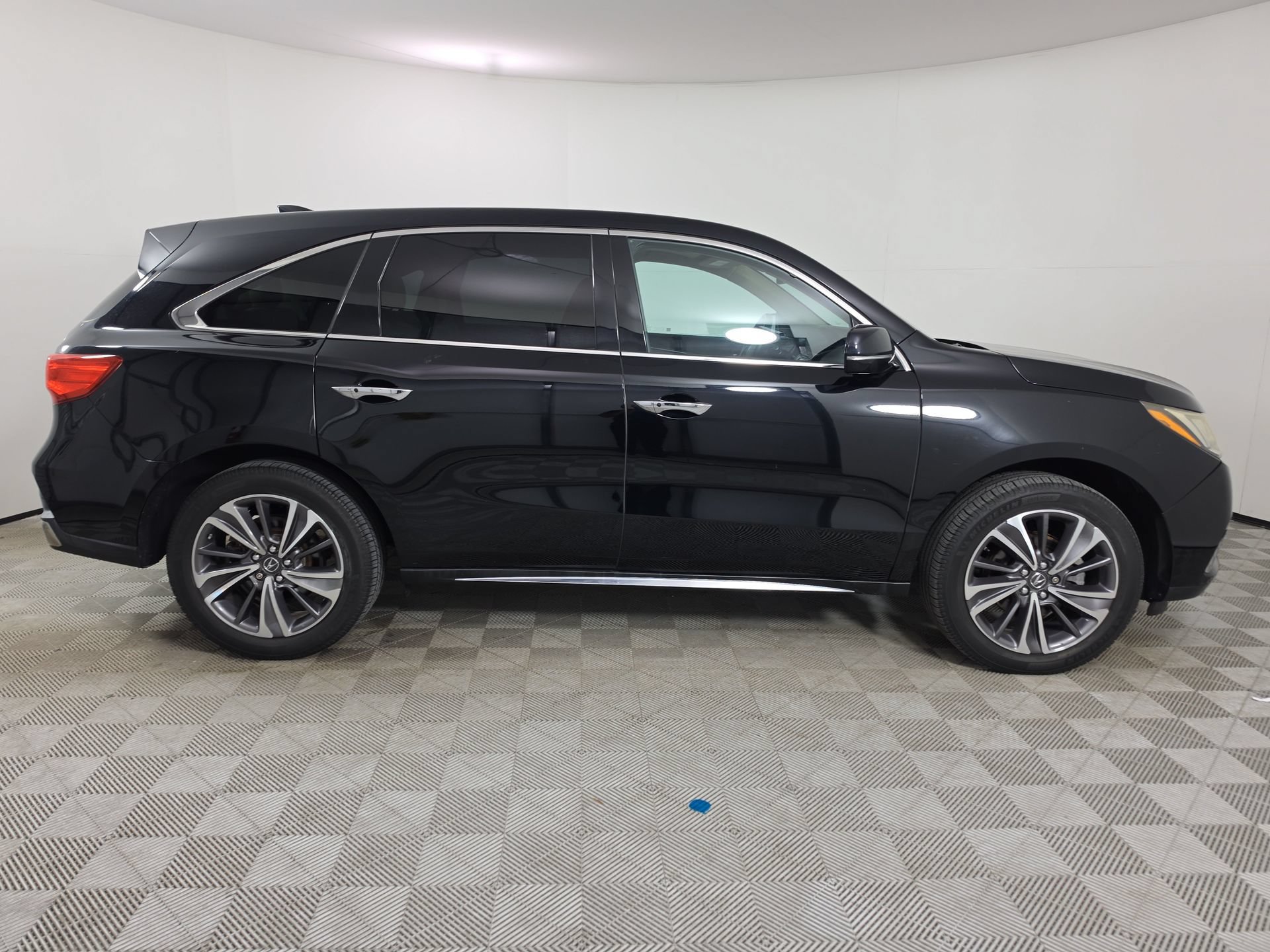 Used 2019 Acura MDX w/ Technology Package FWD image 8