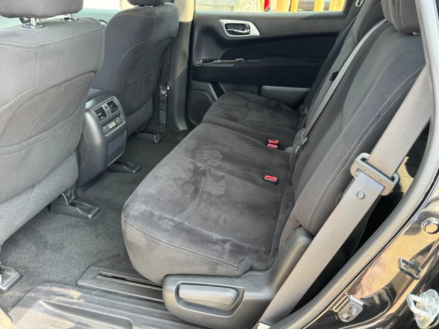 Used 2014 Nissan Pathfinder SV AWD/4WD image 14