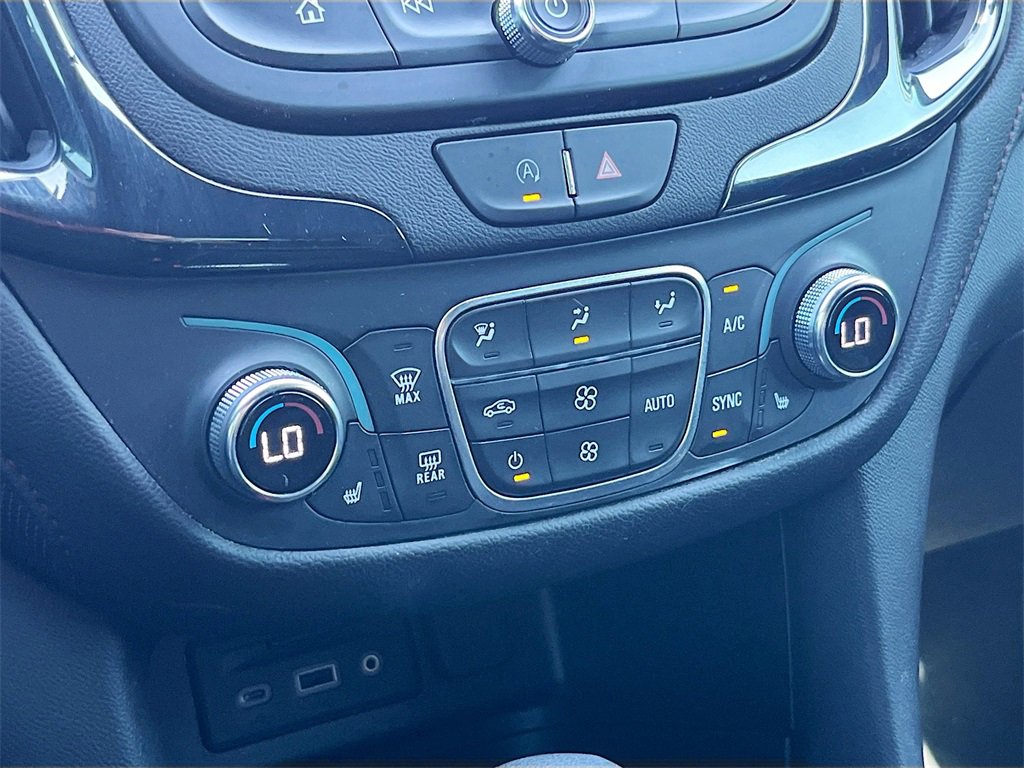 Used 2023 Chevrolet Equinox RS w/ RS Leather Package image 15