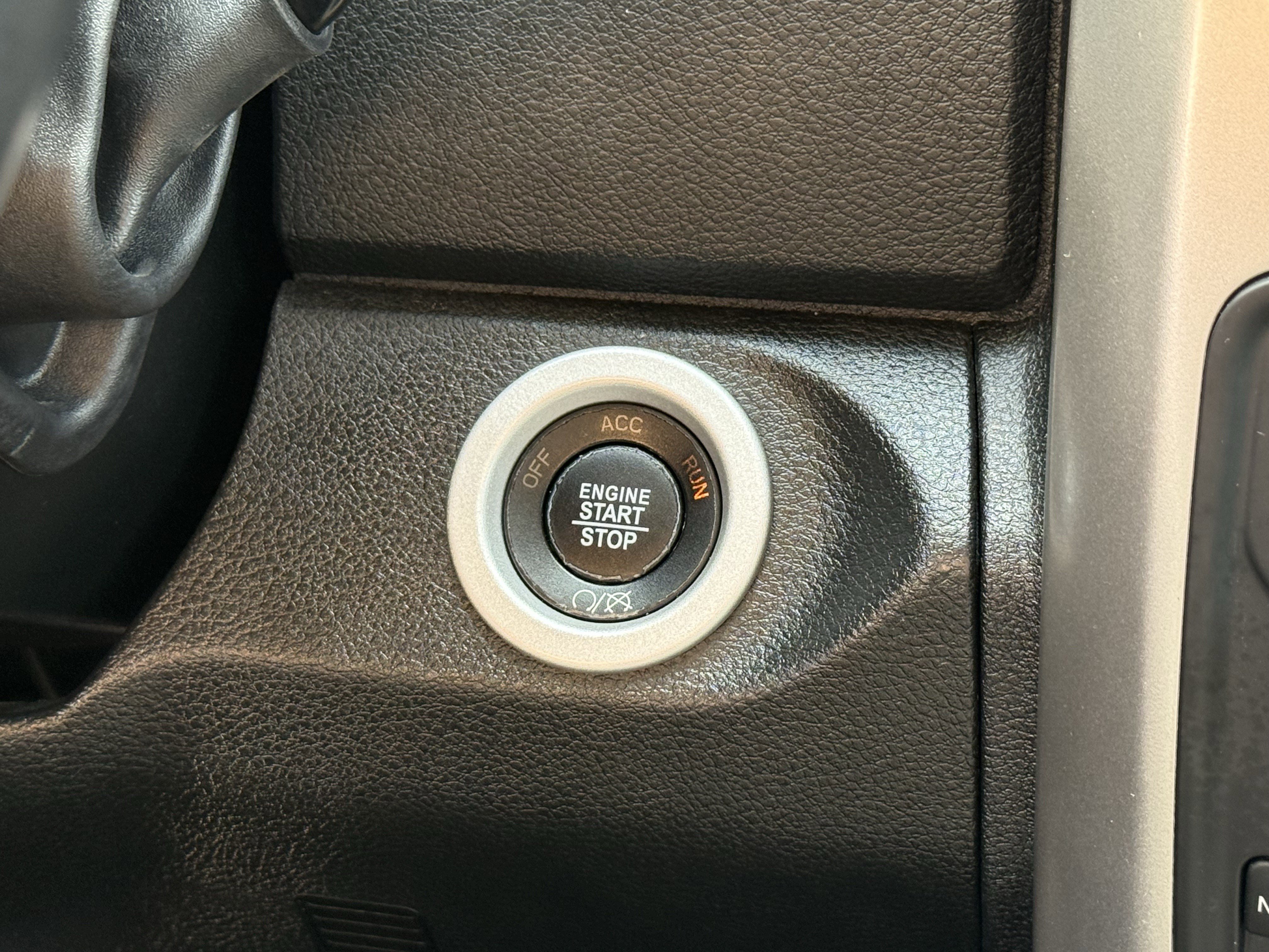 Used 2018 RAM 2500 Laramie image 23