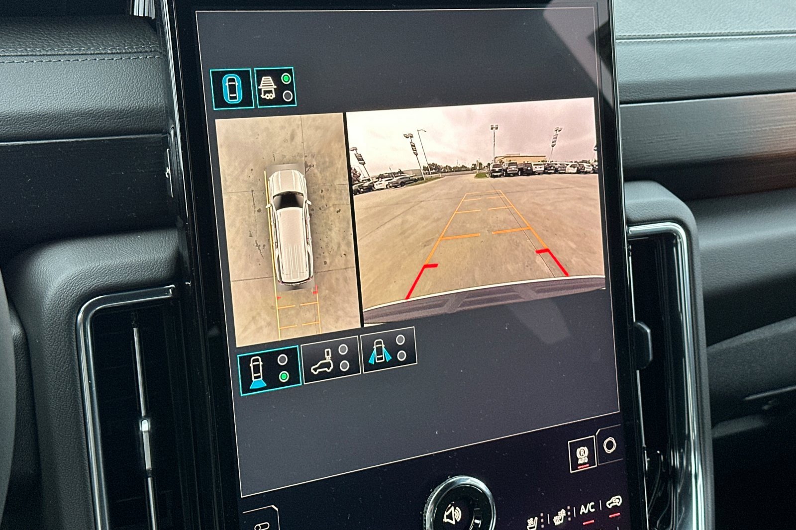 New 2026 GMC Yukon XL Denali image 22