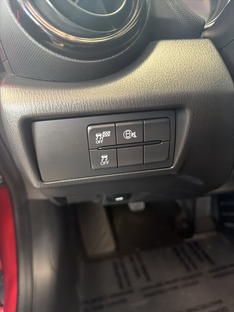 Certified 2025 MAZDA MX-5 Miata Club w/ Brembo/BBS Recaro Package RWD image 30