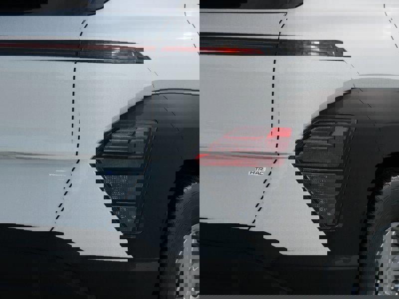 New 2026 Hyundai Kona SE image 10