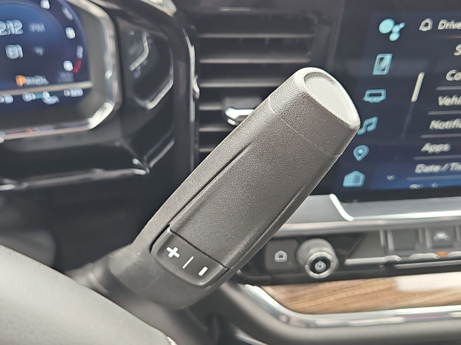 Used 2025 Chevrolet Silverado 1500 LT image 16