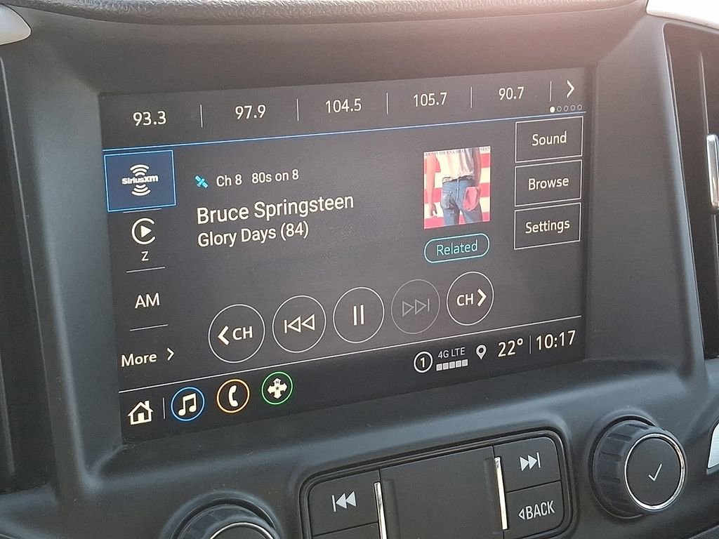 Used 2024 GMC Terrain SLT image 16