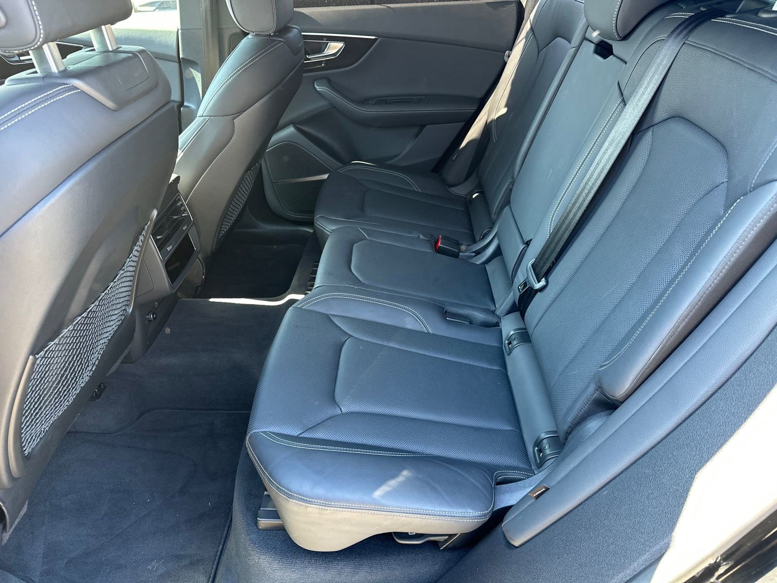 Used 2024 Audi Q8 Prestige image 21